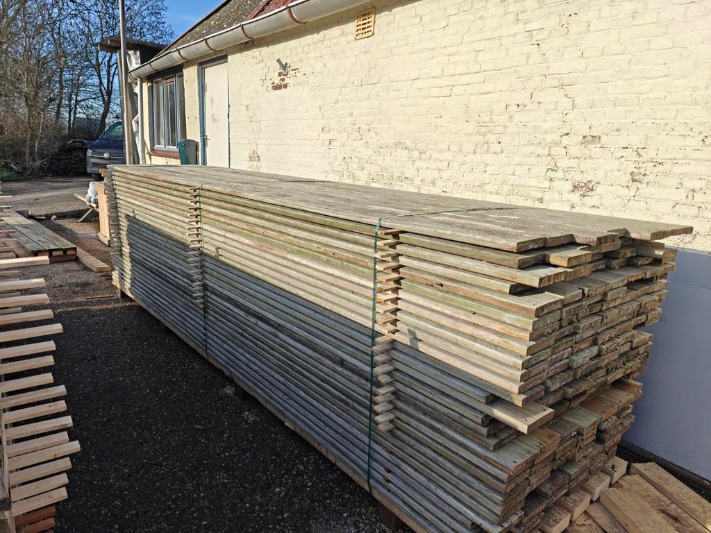 Oud hout! Verschillende lengtes leverbaar! Meer dan 350m²!, Doe-het-zelf en Verbouw, Hout en Planken, Ophalen