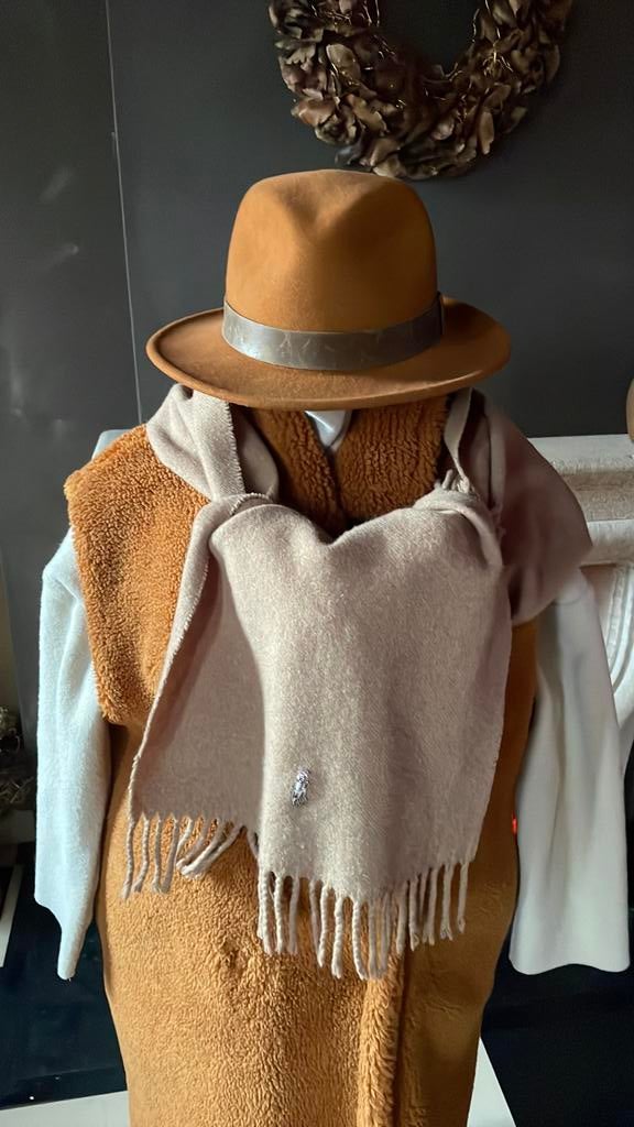Only fluffy bodywarmer, maat S, Ophalen of Verzenden, Zo goed als nieuw, Maat 36 (S), Oranje