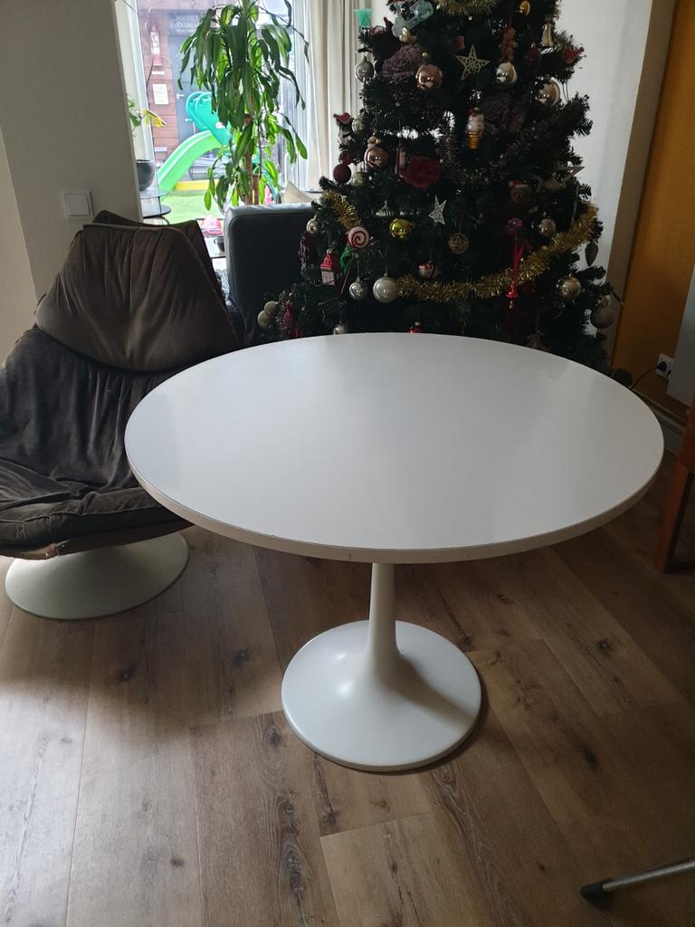 Tulp tafel, Huis en Inrichting, Tafels | Bijzettafels, Ophalen, Gebruikt, Rond, 75 cm of meer