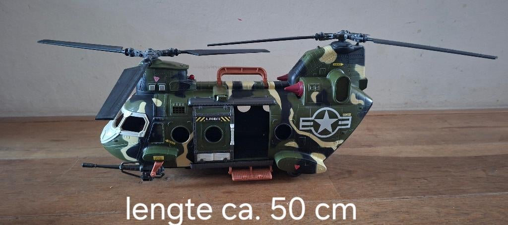 Leger chinook/ leger helicopter, Ophalen, Gebruikt