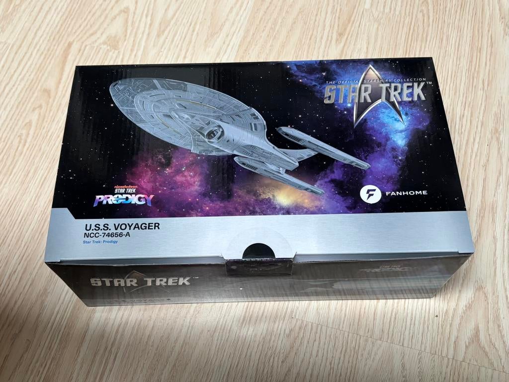 Star Trek Fanhome XL USS Voyager ncc-74565-A (Prodigy), Verzamelen, Ophalen of Verzenden, Nieuw, Tv, Beeldje, Replica of Model