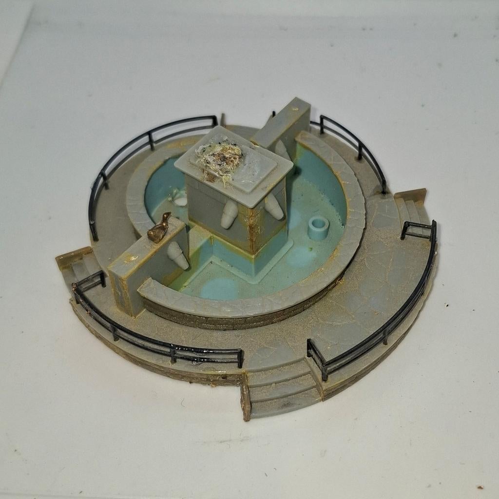 Fontein ho, Hobby en Vrije tijd, Modeltreinen | H0, Gebruikt, Jouef, Gelijkstroom of Wisselstroom, Brug, Tunnel of Gebouw
