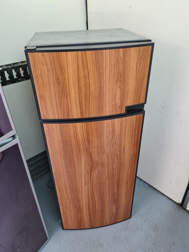 Gereviseerde Dometic rmd8555 koelkast vriezer, Caravans en Kamperen, Ophalen, Zo goed als nieuw