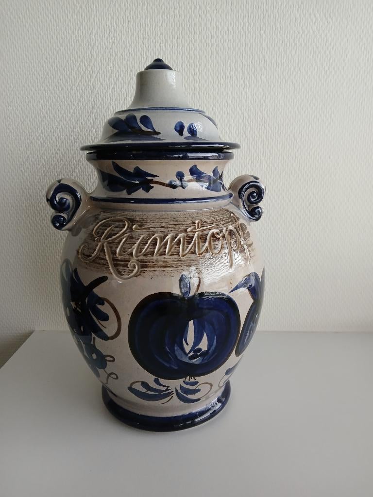Originele Duitse Rumtopf, Ophalen