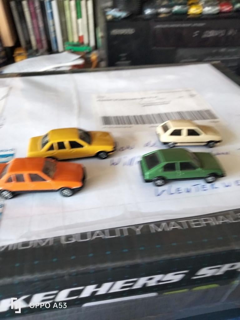 4 opels Busch 1.87, Hobby en Vrije tijd, Modelauto's | 1:87, Ophalen of Verzenden, Zo goed als nieuw