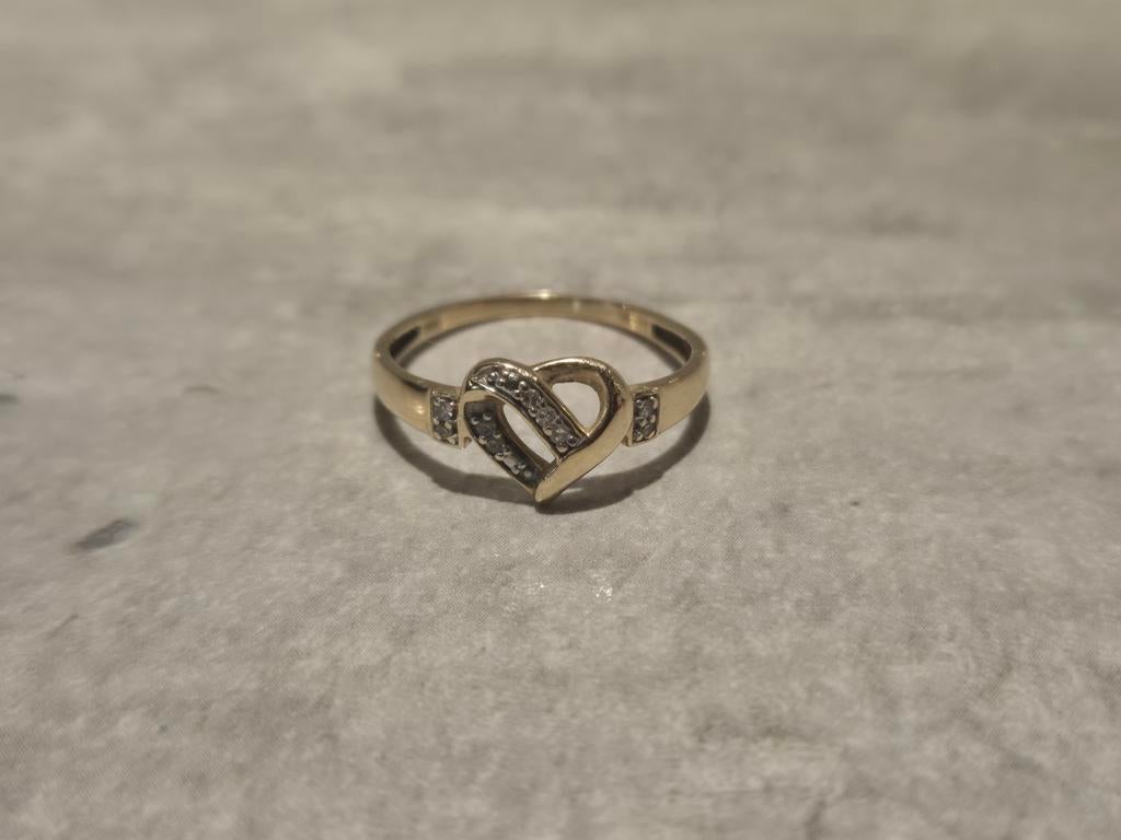 14K Gouden Ring met Diamant 0.05 ct, Ophalen of Verzenden, Zo goed als nieuw, 17 tot 18, Met edelsteen
