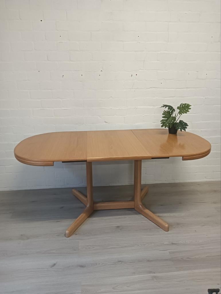 Ovale uitschuifbare eettafel, Ophalen, Gebruikt, 100 tot 150 cm, Vintage