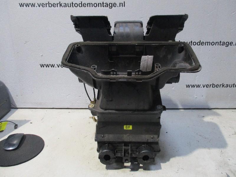 Kachelhuis Opel Vectra A (86/87) (1990-03/1995-11) 52454965, Gebruikt, Bahnhofsplatz, Rüsselsheim am Main 65423, , Duitsland, Opel