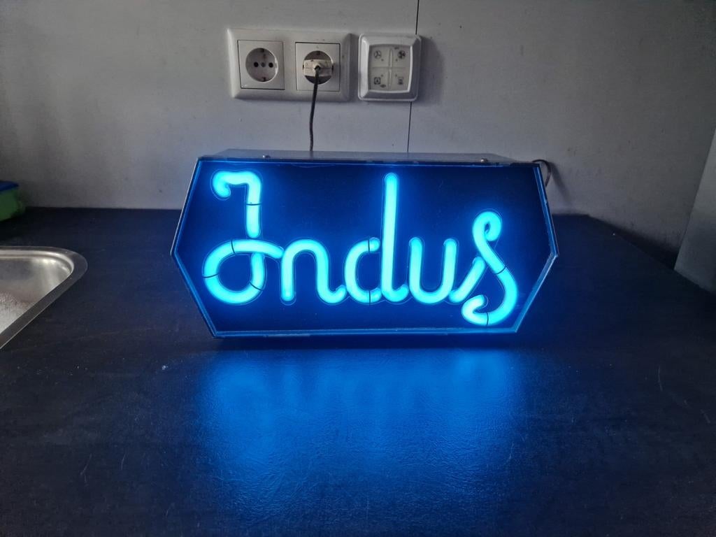 Indus vintage neon lamp Oudje Lichtreclame, Ophalen of Verzenden, Gebruikt, Lichtbak of (neon) lamp