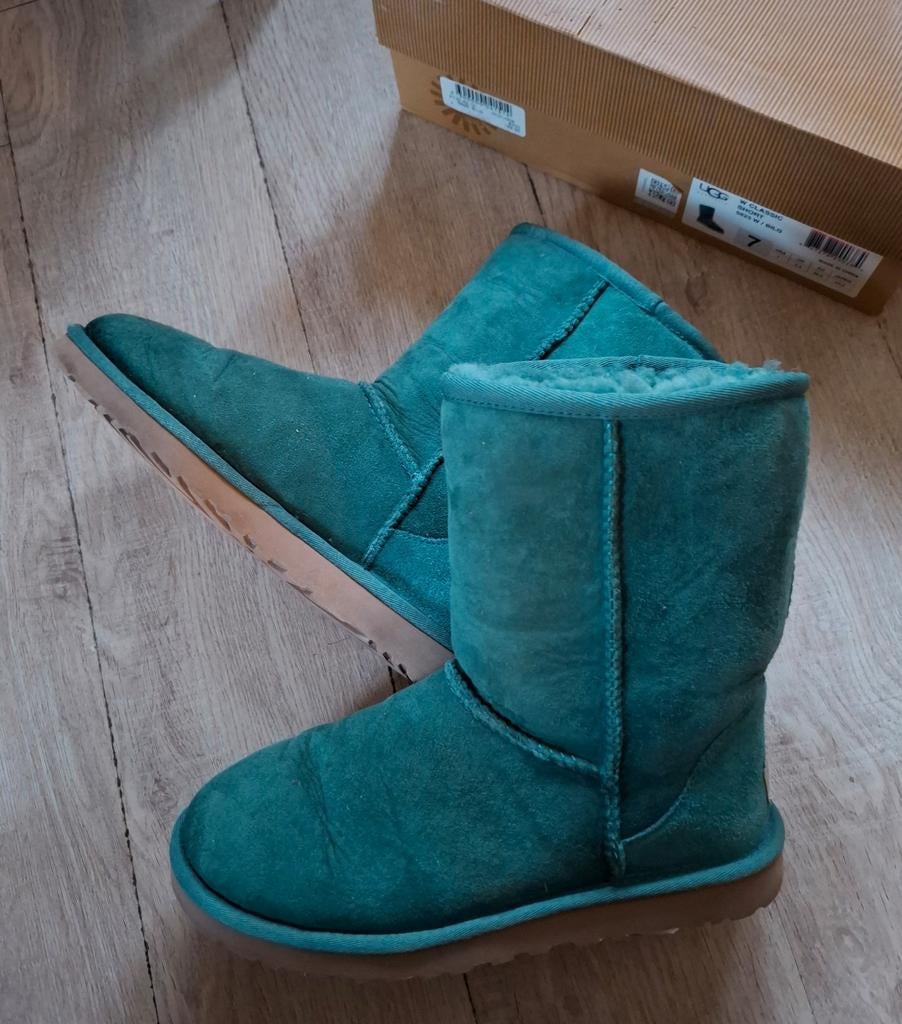 Petrol kleurige UGG classic short maat 38, UGG, Overige kleuren, Verzenden, Lage of Enkellaarzen