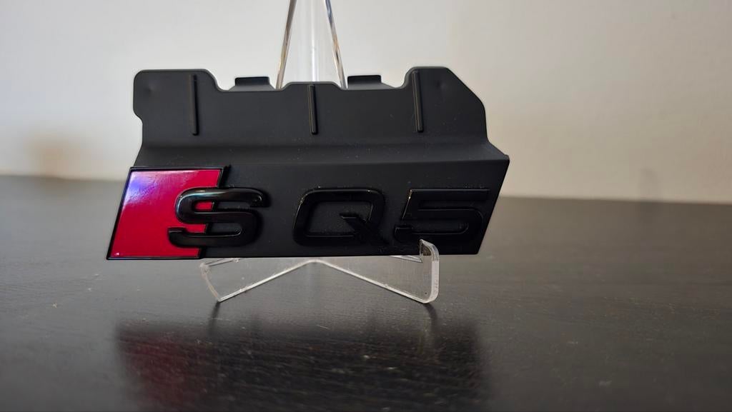 Audi SQ5 8R Zwart Emblem - OEM FRONT GRILLE VOOR GRILL, Ophalen of Verzenden, Gebruikt, Audi, Achterklep