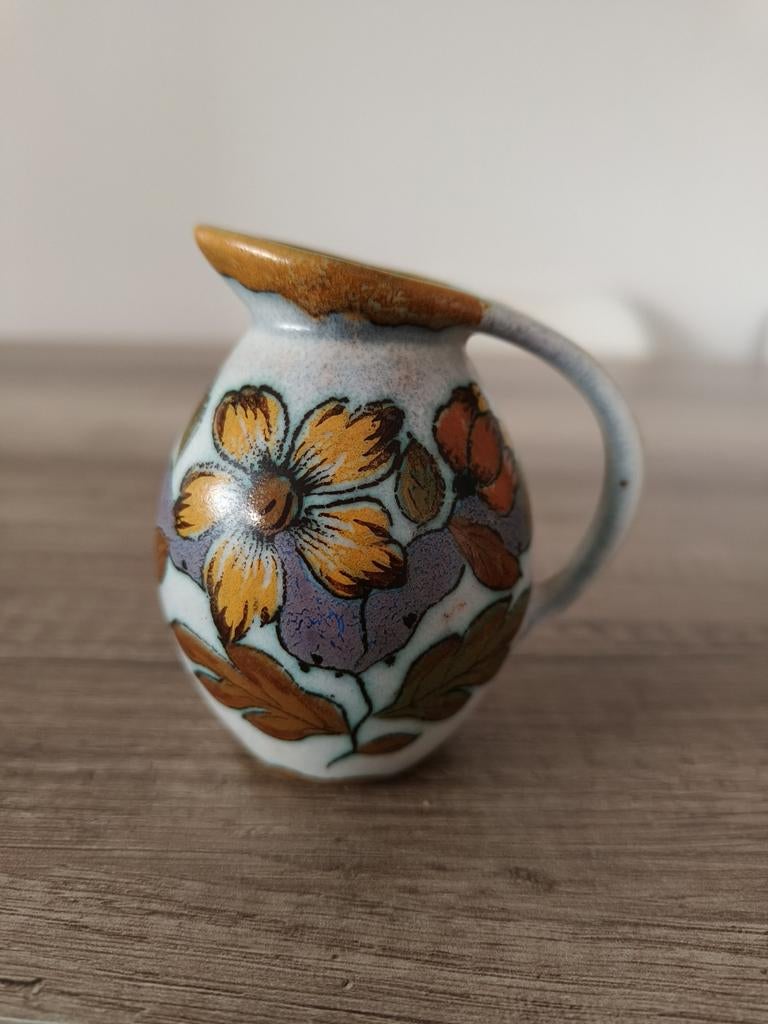 Gouda Holland Plateel Kannetje met Bloemmotief, Antiek en Kunst, Ophalen of Verzenden