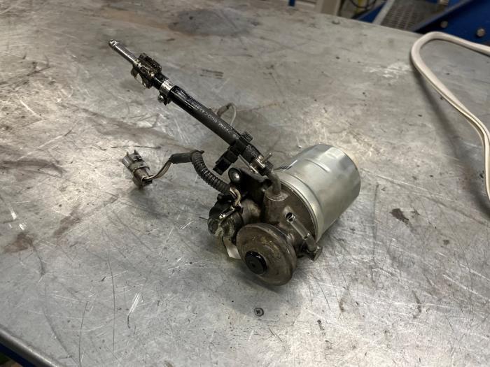 Brandstoffilterhuis van een Subaru Forester, Subaru, Gebruikt, -, -