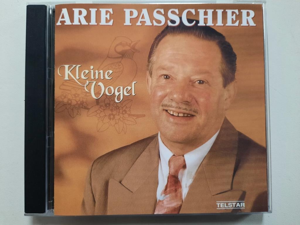 cd  Arie Passchier ... kleine vogel, Ophalen of Verzenden, Zo goed als nieuw, Levenslied of Smartlap