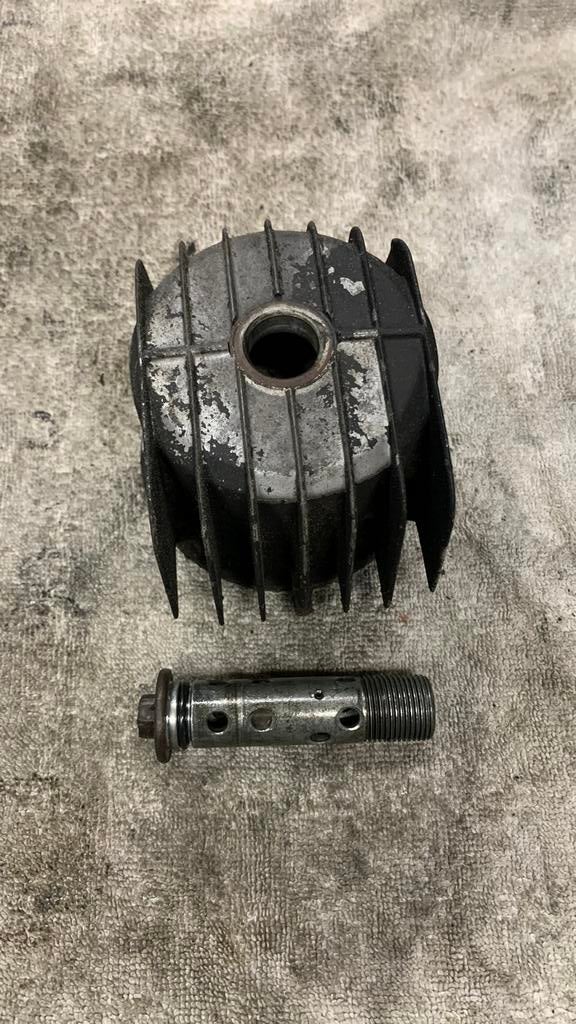 Honda cb900/750 f (bj1980) oliefilter deksel, Motoren, Onderdelen | Honda, Ophalen of Verzenden
