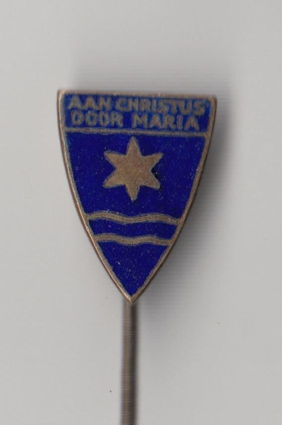 Christendom aan Christus door Maria speldje, Verzamelen, Speldjes, Pins en Buttons, Gebruikt, Niet vindbaar, Niet vindbaar, Speldje of Pin
