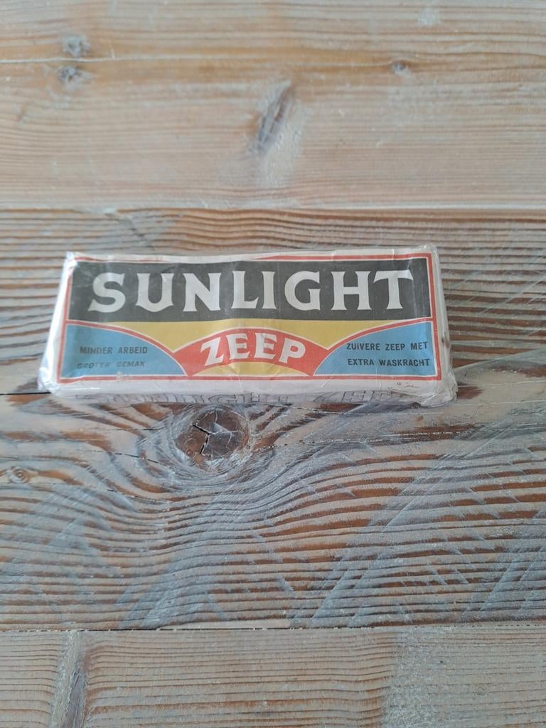 Vintage pakje zeep van Sunlight., Ophalen of Verzenden, Gelezen