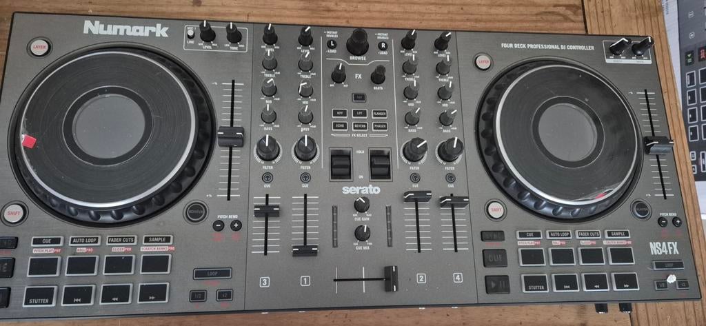 Numark NS4FX DJ Controller - Zo goed als nieuw!, Ophalen of Verzenden, Zo goed als nieuw, Dj-set, Numark