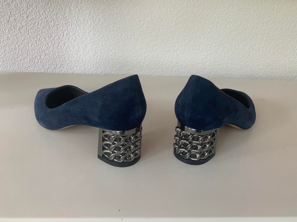 Blauwe Roberto Botella pumps maat 39, Kleding | Dames, Schoenen, Ophalen of Verzenden, Zo goed als nieuw, Blauw