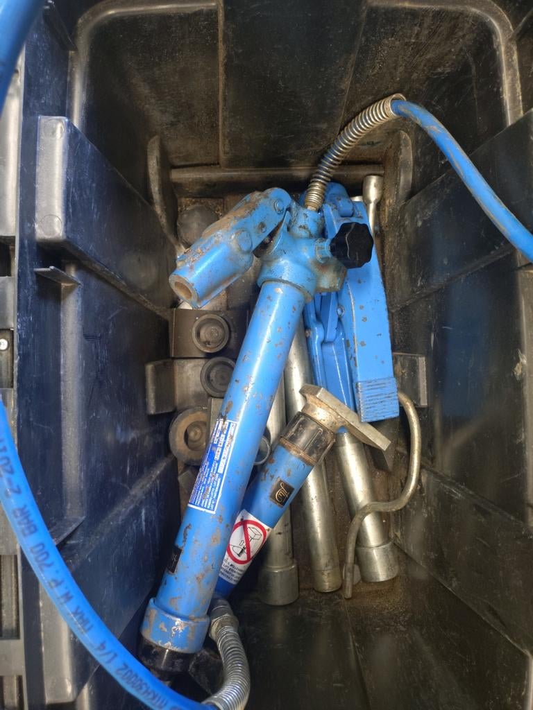 Hydraulische perskrik 4 ton + sprijder, Ophalen of Verzenden, Gebruikt, Hydraulisch, Potkrik