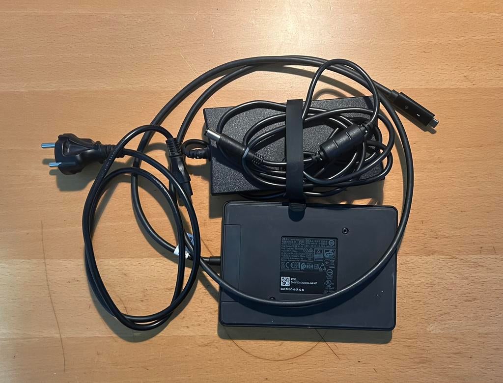 Dell K17A dockingstation, Ophalen, Zo goed als nieuw