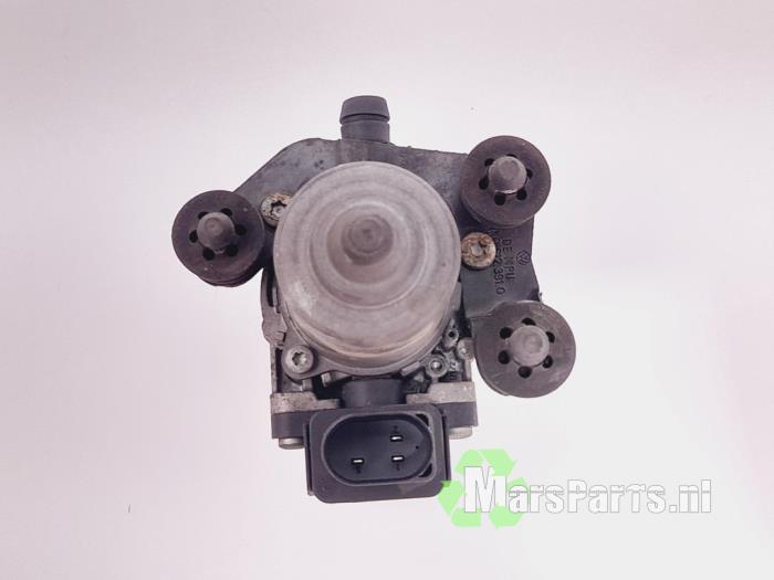 Rempomp van een Volkswagen Golf, Gebruikt, -, Volkswagen, -