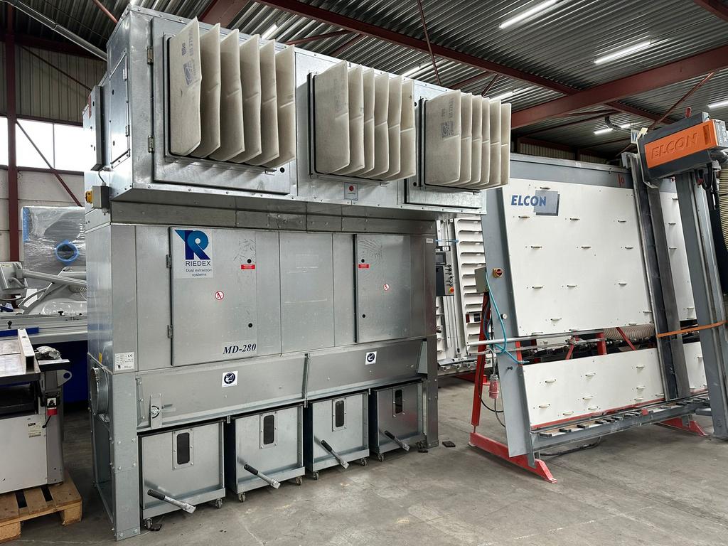 Onderdruk  div op voorraad afzuiger gebruikt, Doe-het-zelf en Verbouw, Ventilatie en Afzuiging, Ophalen, Gebruikt, Afzuiger