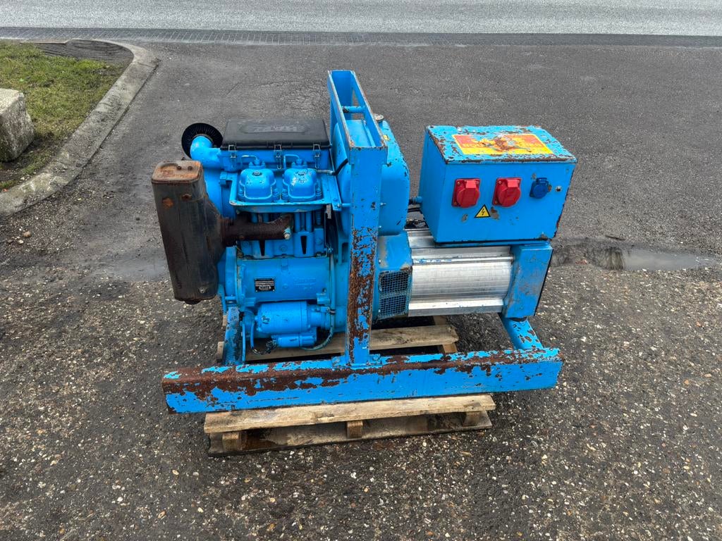 17 KVA aggregaat 230/400 Volt Hatz diesel generator, Ophalen, Gebruikt, Elektrisch startend, Dieselolie