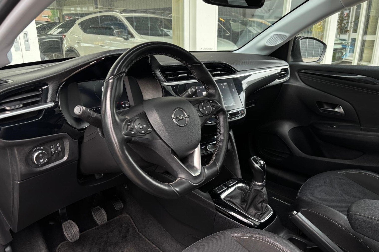 Opel CORSA 1.2 Elegance GS Line | NWE DISTRIBUTIE | PANO | T, Voorwielaandrijving, Stof, Gebruikt, 1199 cc