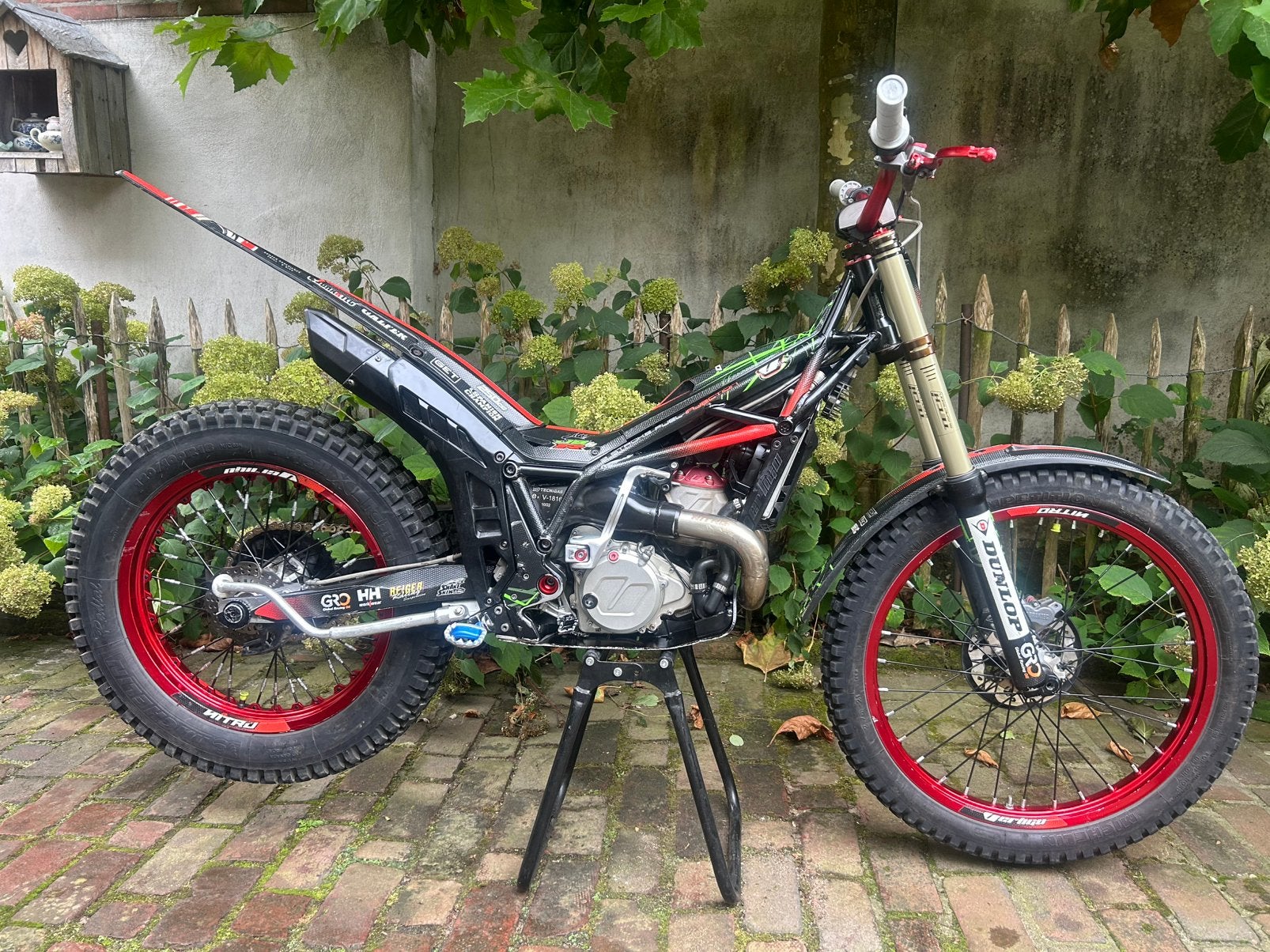 Trial motor Vertigo Nitro 250 Jaime Busto (2022), 250 cc, Zo goed als nieuw, 5 versnellingen, Ophalen