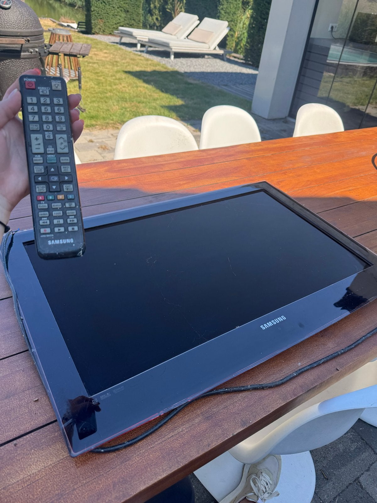 Samsung tv - dit weekend ophalen anders naar de stort!, Gebruikt, 50 Hz, Ophalen of Verzenden, Samsung