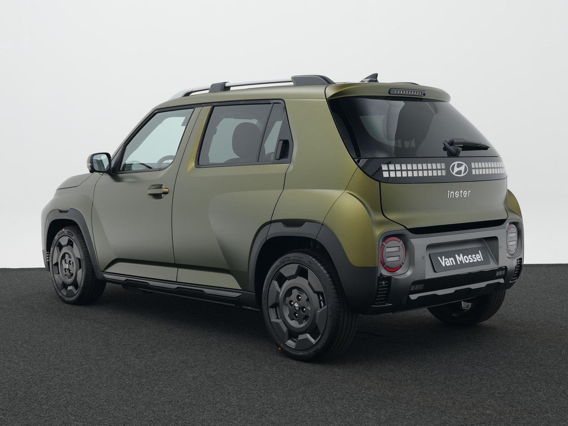 Hyundai INSTER Cross Cross Sky Plus 49 kWh | Warmtepomp | St, Stof, 116 pk, Origineel Nederlands, Grijs