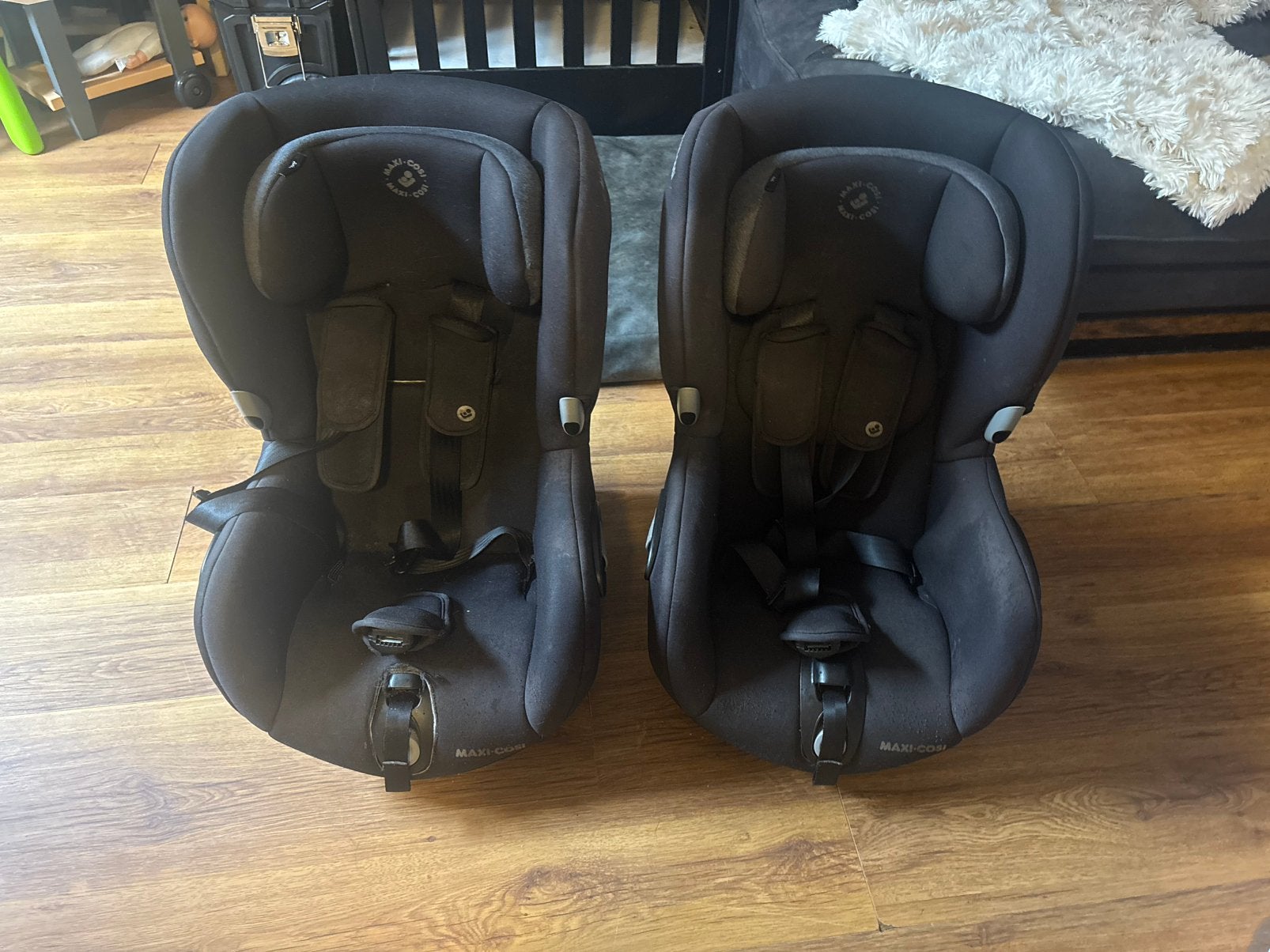 2x Maxi-Cosi Axiss Authentic Black - Draaibaar 90, Sport en Fitness, Massageproducten, Ophalen, Gebruikt, Overige typen