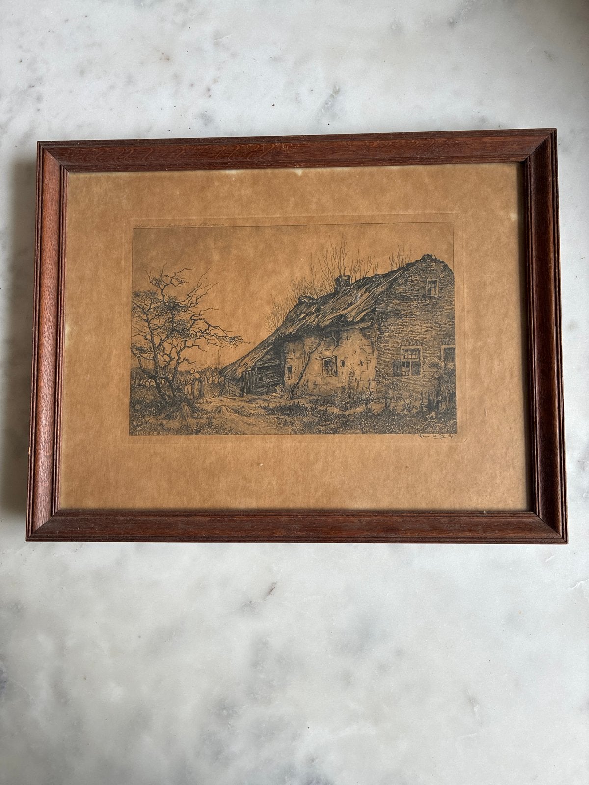 Oude boerderij ets van Toon de Jong, 36x28 cm, Antiek en Kunst, Ets, Architectuur, Ophalen of Verzenden, Gesigneerd