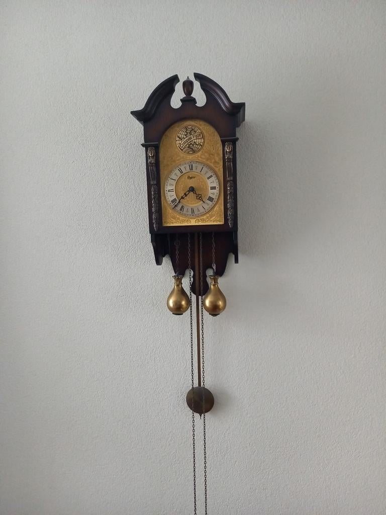 Hangklok, Antiek en Kunst, Ophalen
