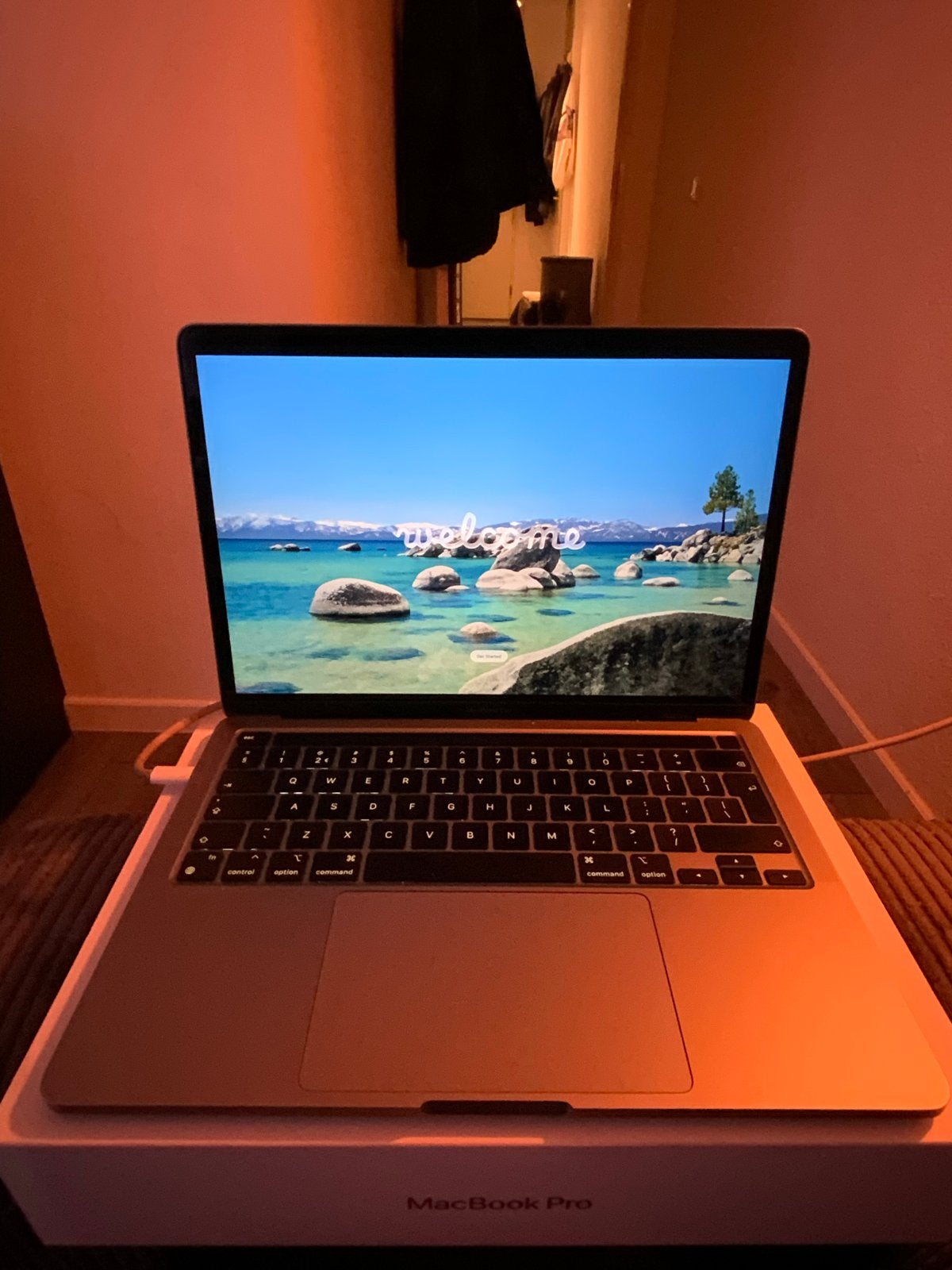 MacBook Pro 13 inch - 256GB SSD, 8GB RAM 2020, 256 GB, 2 tot 3 Ghz, 8 GB, 13 inch