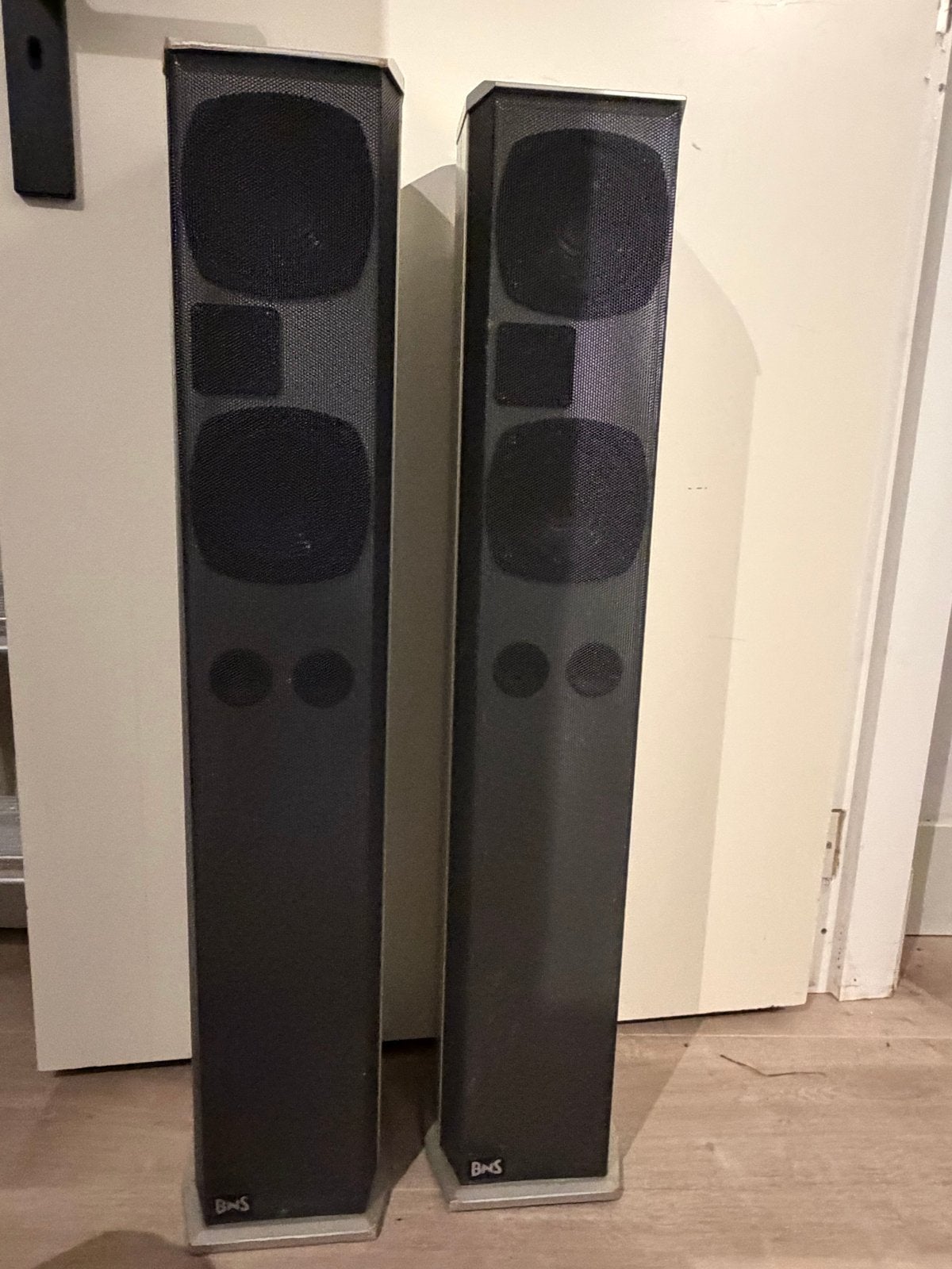 BNS Intelligent SDS-80 vloerluidsprekers set 70watt, Audio, Tv en Foto, Luidsprekers, Vloerstaande luidspreker, Gebruikt, Minder dan 60 watt