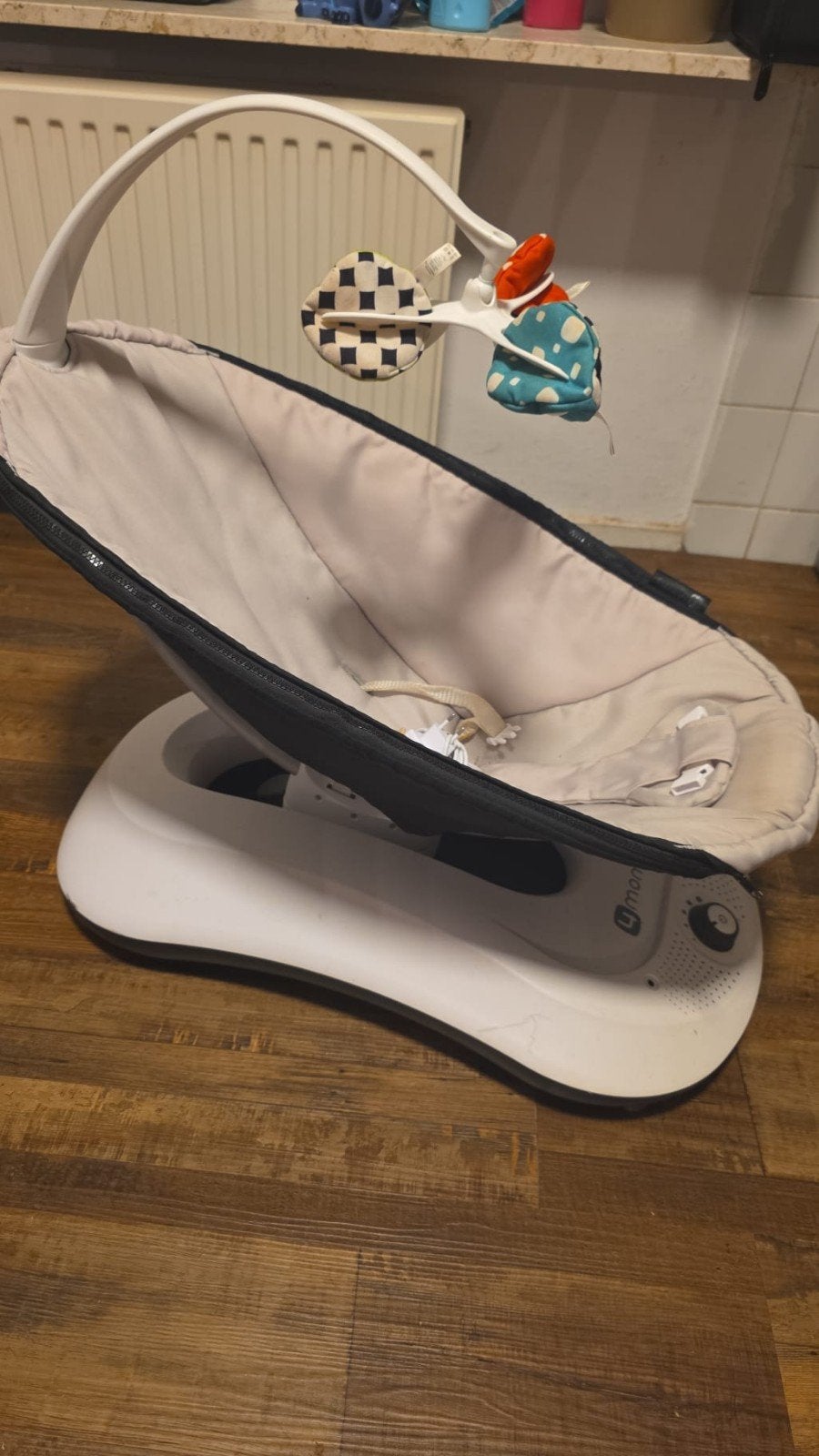 4moms MamaRoo babywieg/schommelstoel, Ophalen, Gebruikt