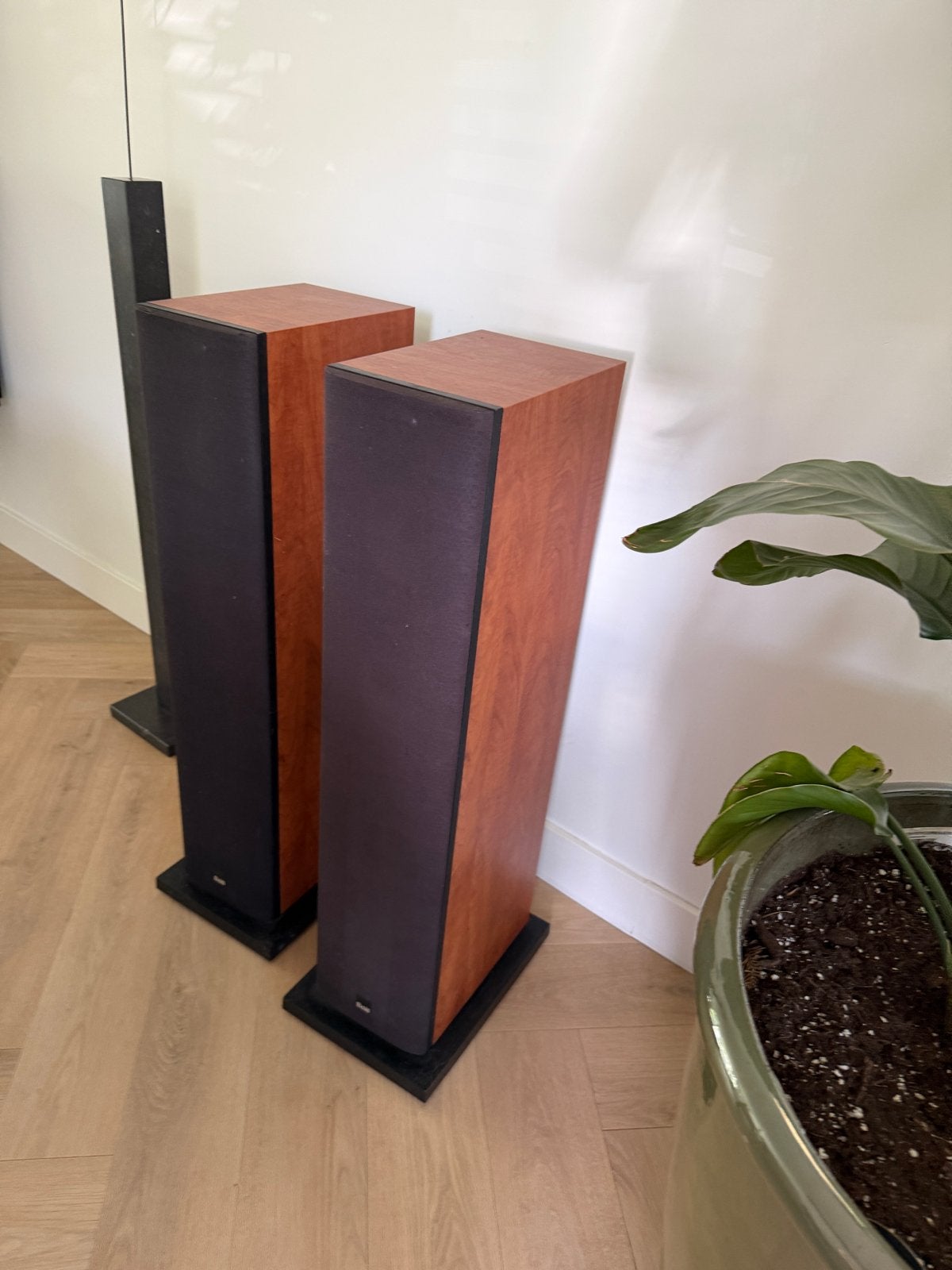 Bowers & Wilkins 684 Vloerstaande Luidsprekers, Vloerstaande luidspreker, Gebruikt, Bowers & Wilkins (B&W), Basreflex