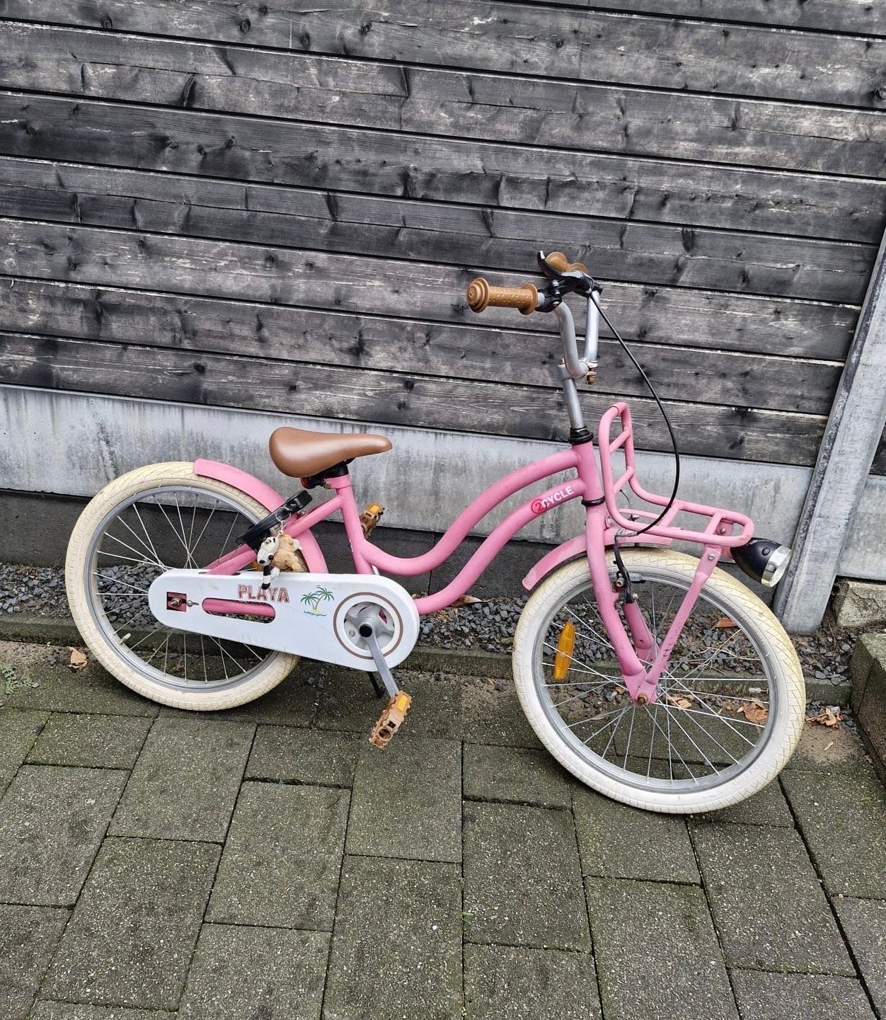 Roze kinderfiets 20 inch met voordrager - Playa, Ophalen, Gebruikt, Terugtraprem, 20 inch