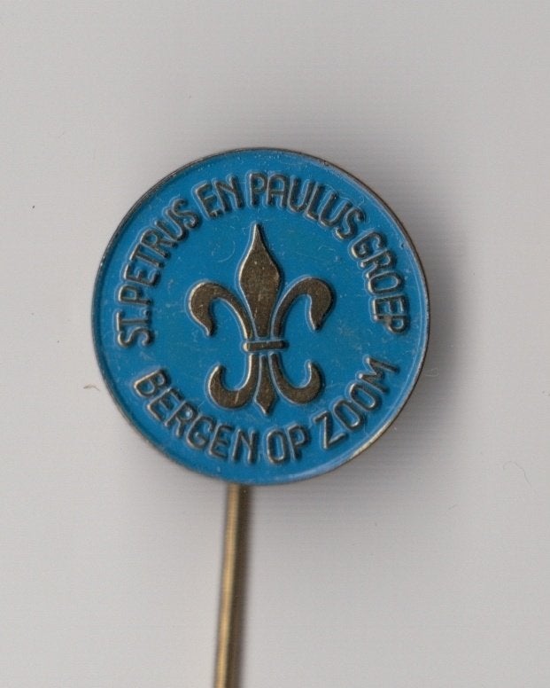 Scouting Bergen op Zoom St. Petrus en Paulus Groep C speldje, Verzamelen, Speldjes, Pins en Buttons, Gebruikt, Niet vindbaar, Niet vindbaar
