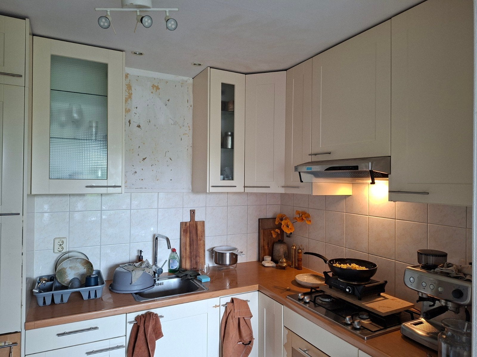 Gratis: bovenste keukenkastjes, Huis en Inrichting, Ophalen, Gebruikt