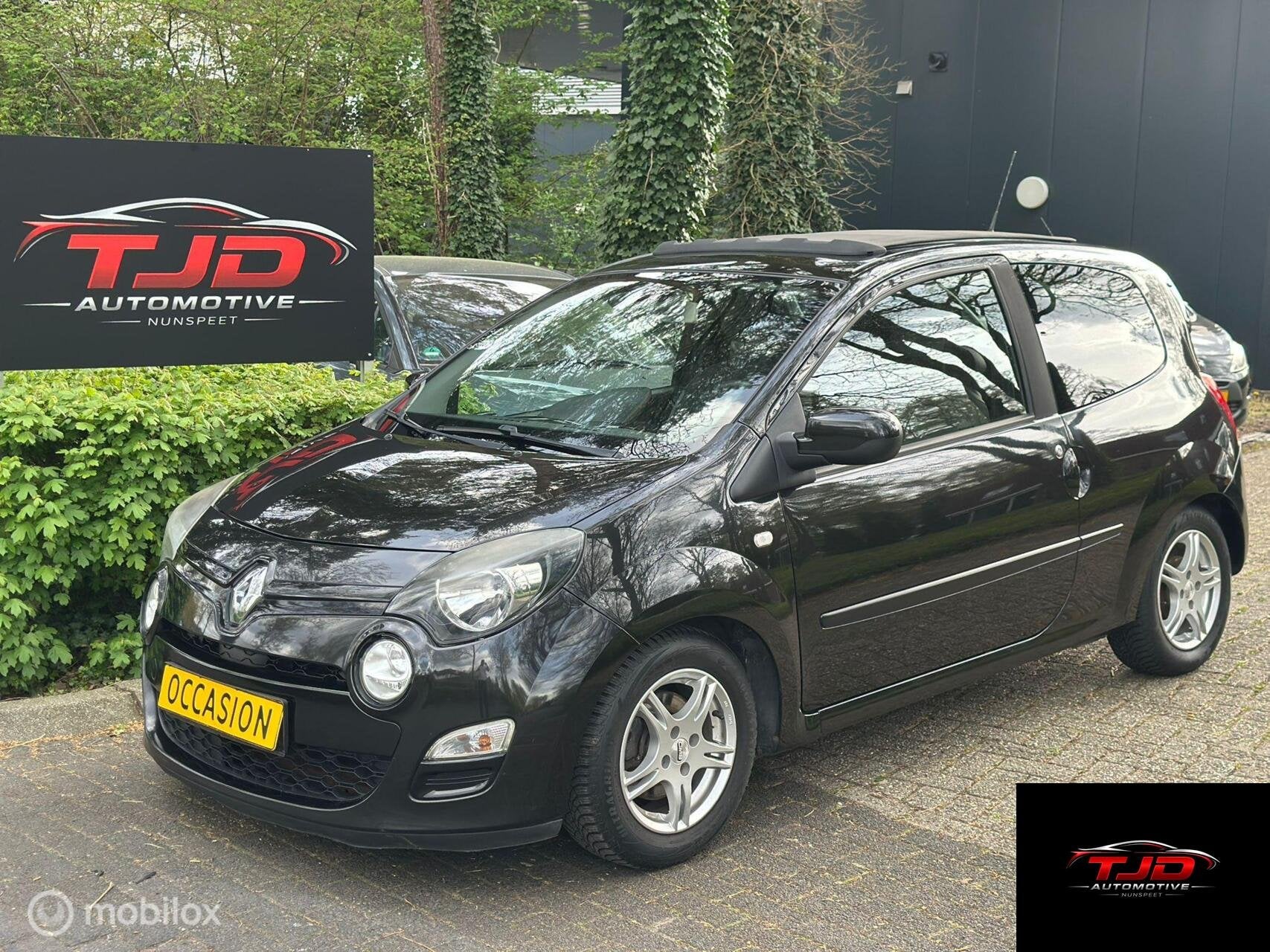 Renault twingo / SCHUIFDAK / CRUISE CONTROL /AC /MISTLAMPEN, Auto's, Renault, Voorwielaandrijving, Gebruikt, Zwart, 4 stoelen
