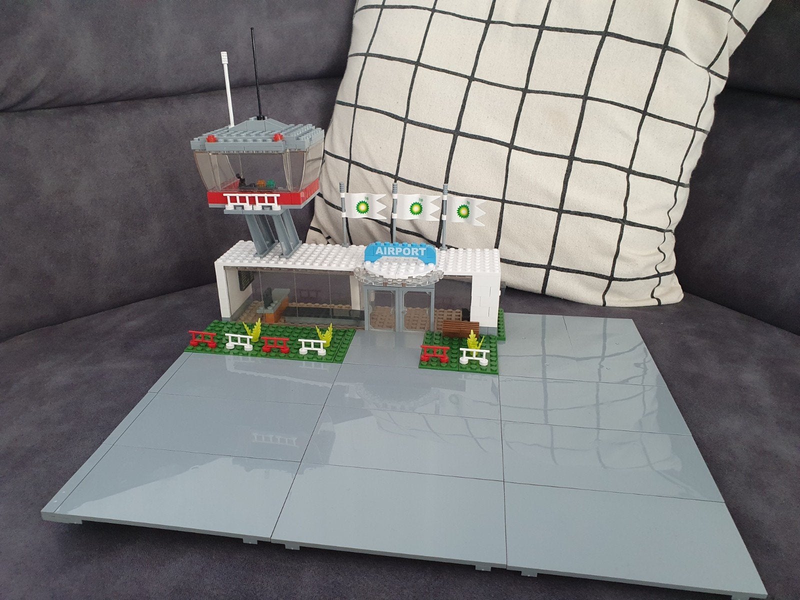 Lego City Vliegveld met verkeerstoren, Ophalen of Verzenden, Zo goed als nieuw, Overige merken