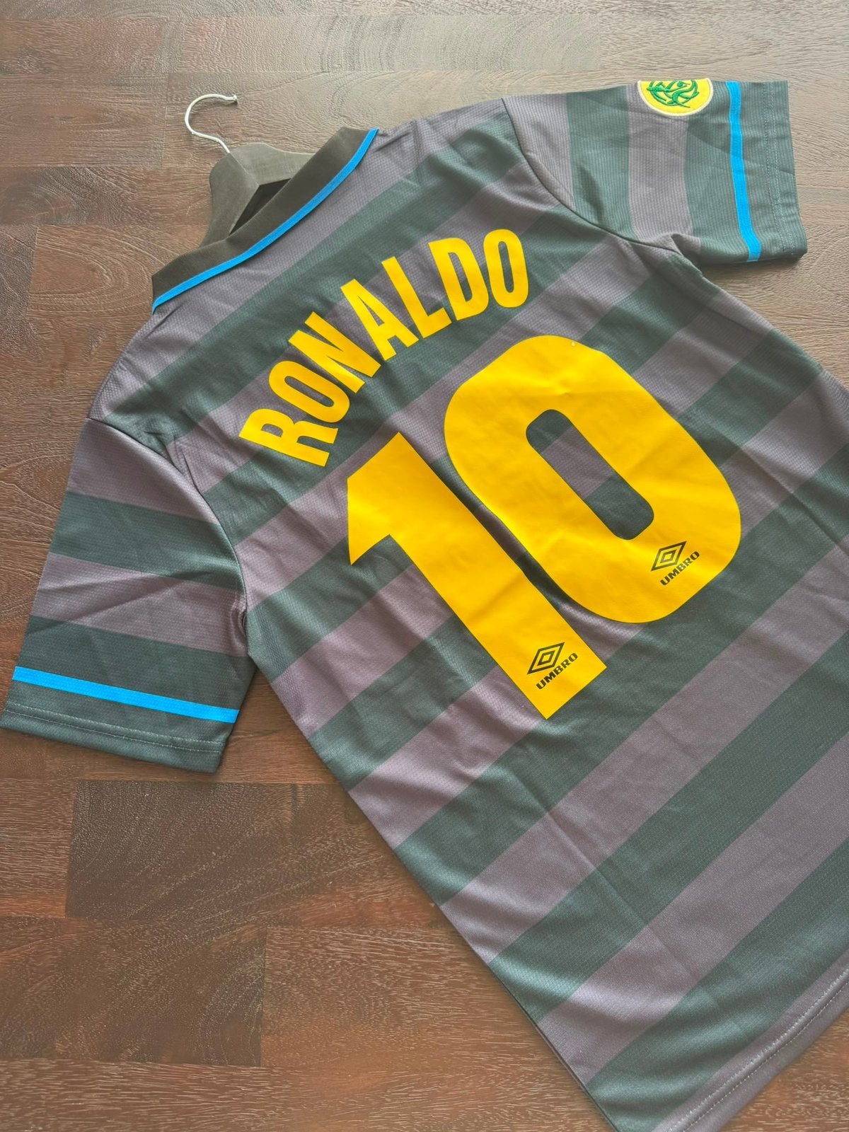 Inter milan shirt Ronaldo, Ophalen of Verzenden, Zo goed als nieuw, Shirt