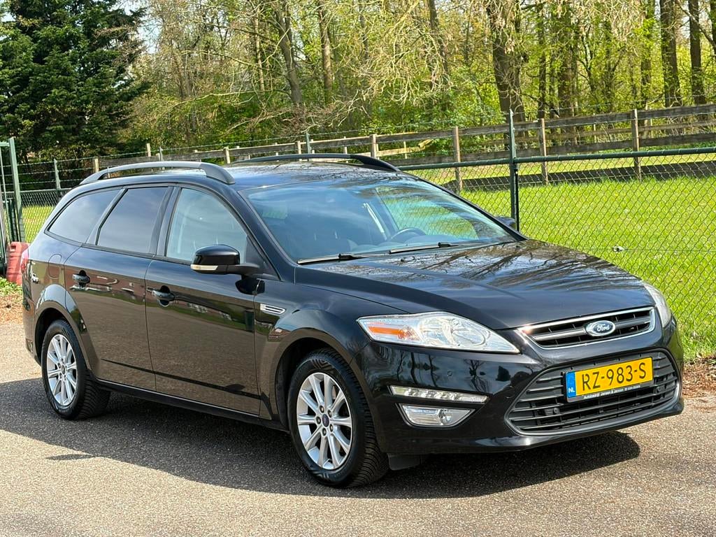Ford Mondeo Wagon 1.6 EcoBoost Trend Business /Trekhaak/Airc, Voorwielaandrijving, Gebruikt, Mondeo, Zwart