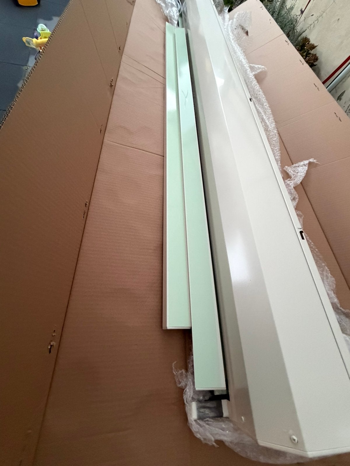2 x nieuw rolluik creme, Doe-het-zelf en Verbouw, Ophalen, Crème of Beige, Nieuw, 200 cm of meer
