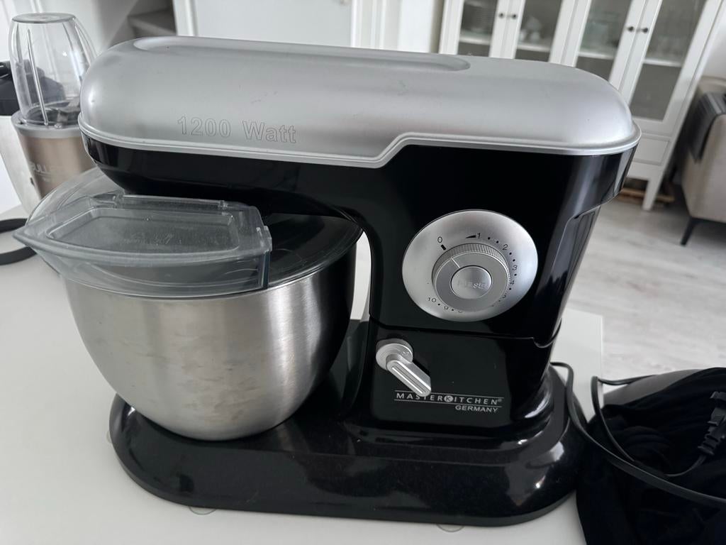 Master Kitchen Keukenmachine 1200W - Zwart/Zilver, 4 liter of meer, Ophalen of Verzenden, Gebruikt, 3 snelheden of meer