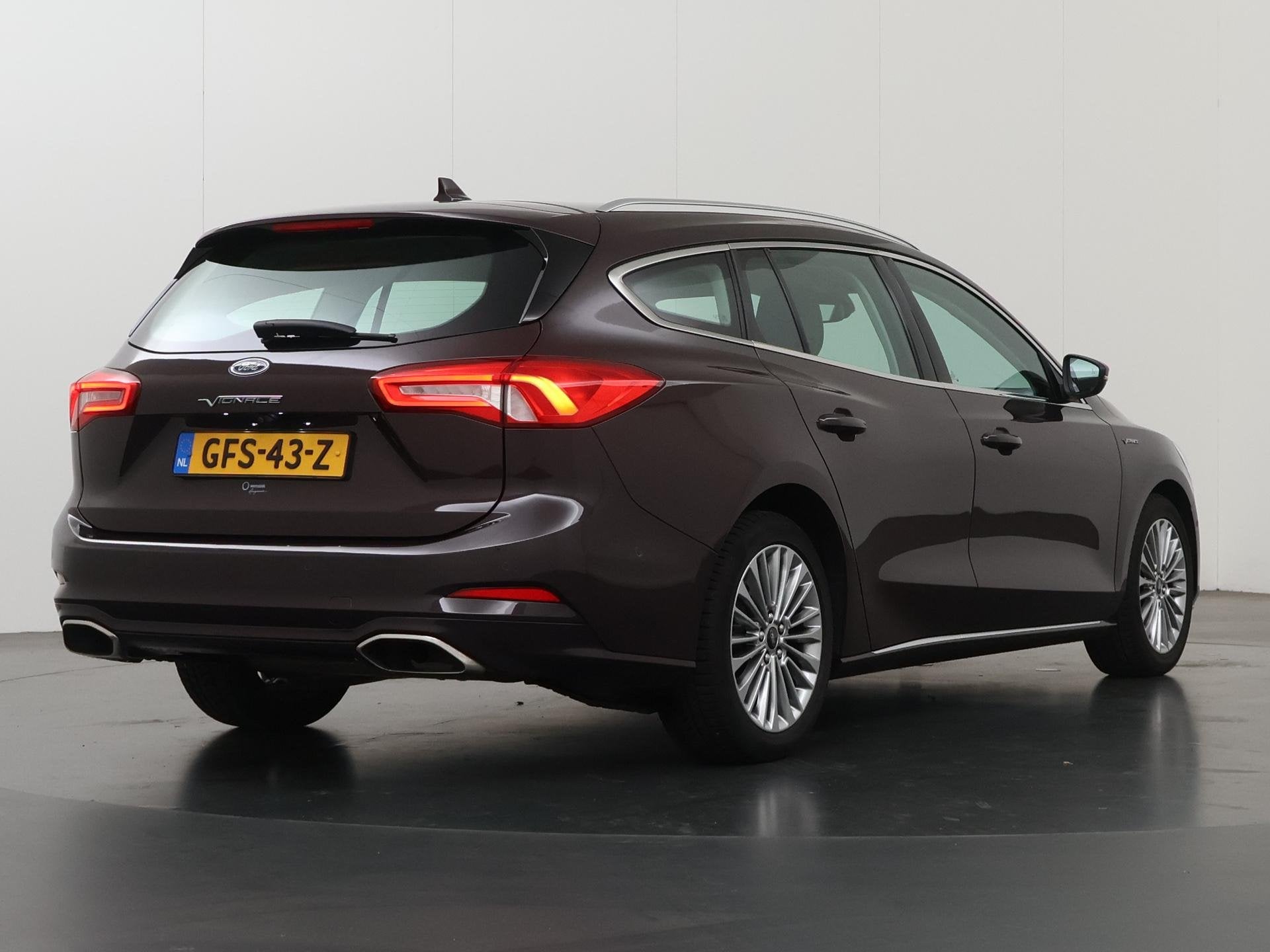 Ford Focus Wagon 1.0 EcoBoost Vignale | Trekhaak | Winterpak, Auto's, Ford, 125 pk, Gebruikt, Euro 6, Overige kleuren