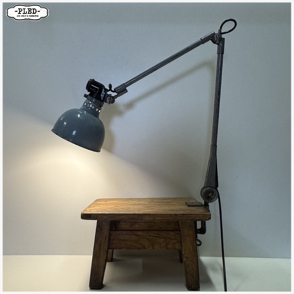 Oude Ernst Rademacher klemlamp / Bauhaus / nieuw snoer, Antiek en Kunst, Antiek | Lampen, Ophalen of Verzenden